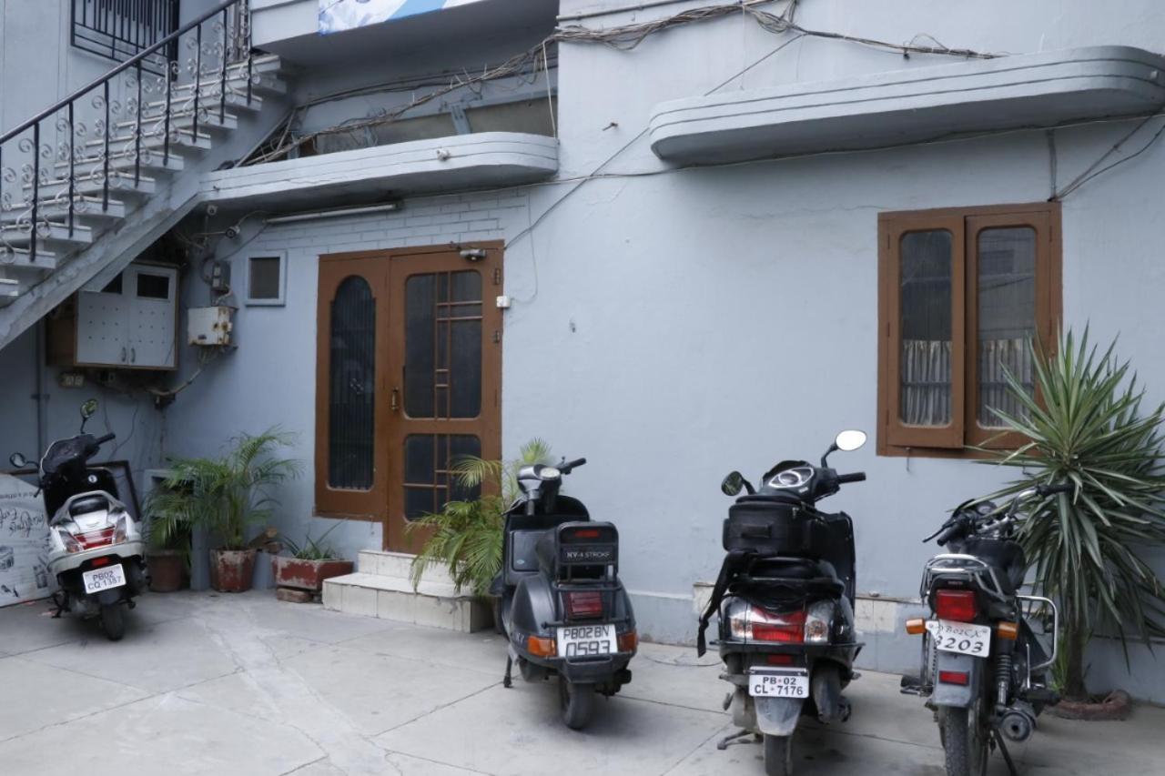 Vikas Home Stay Amritsar Exterior photo